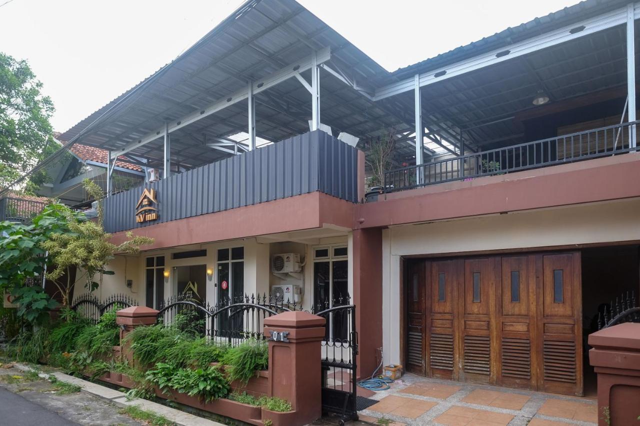 Koolkost Near Stadion Maguwoharjo Hotel Salakan